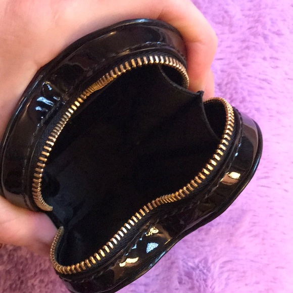 Michael Kors heart wristlet or coin purse - Picture 8 of 11